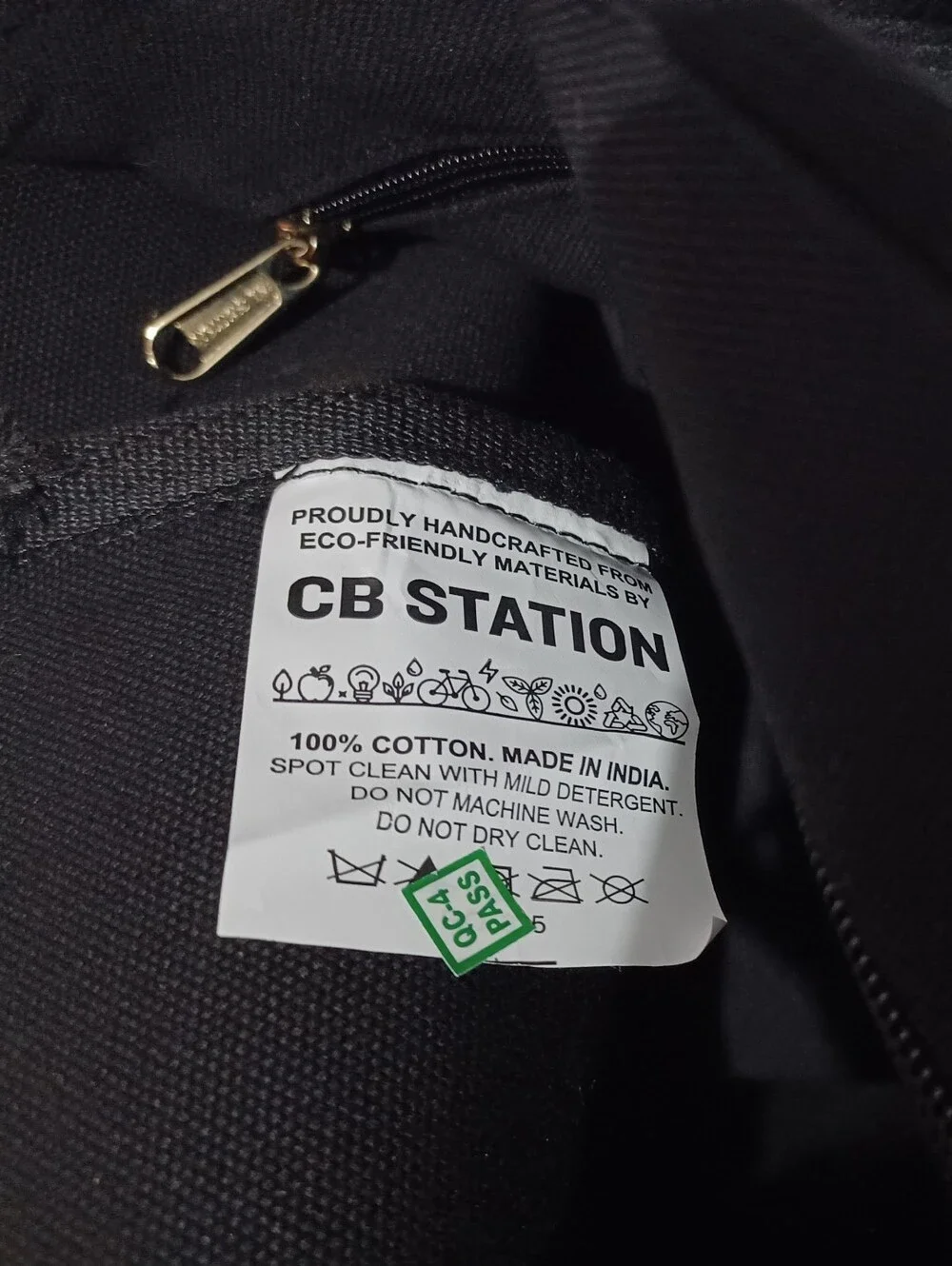 Black Canvascraft Leather-Handled Unisex Commuter Bag by CB Station One Size